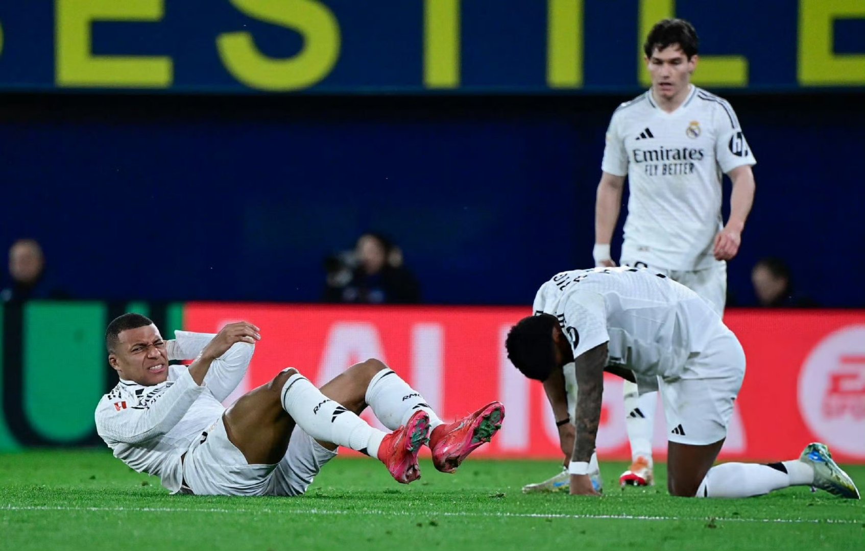 蒂姆回归赛场，绝杀首场状态亮眼，西班牙队观众沸腾！