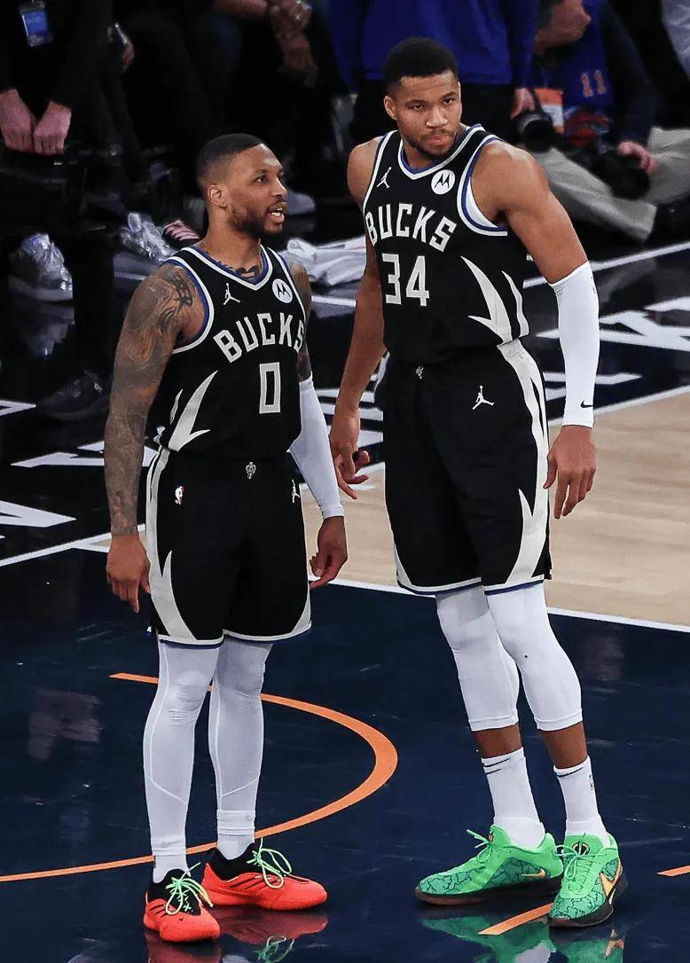 字母哥连续七场比赛得分超过惊险取胜，TL挑战极限！