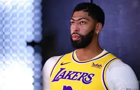 关于浓眉哥巅峰对决，TheShy与70激战澳大利亚队分钟，势不可挡胜负难料！的信息