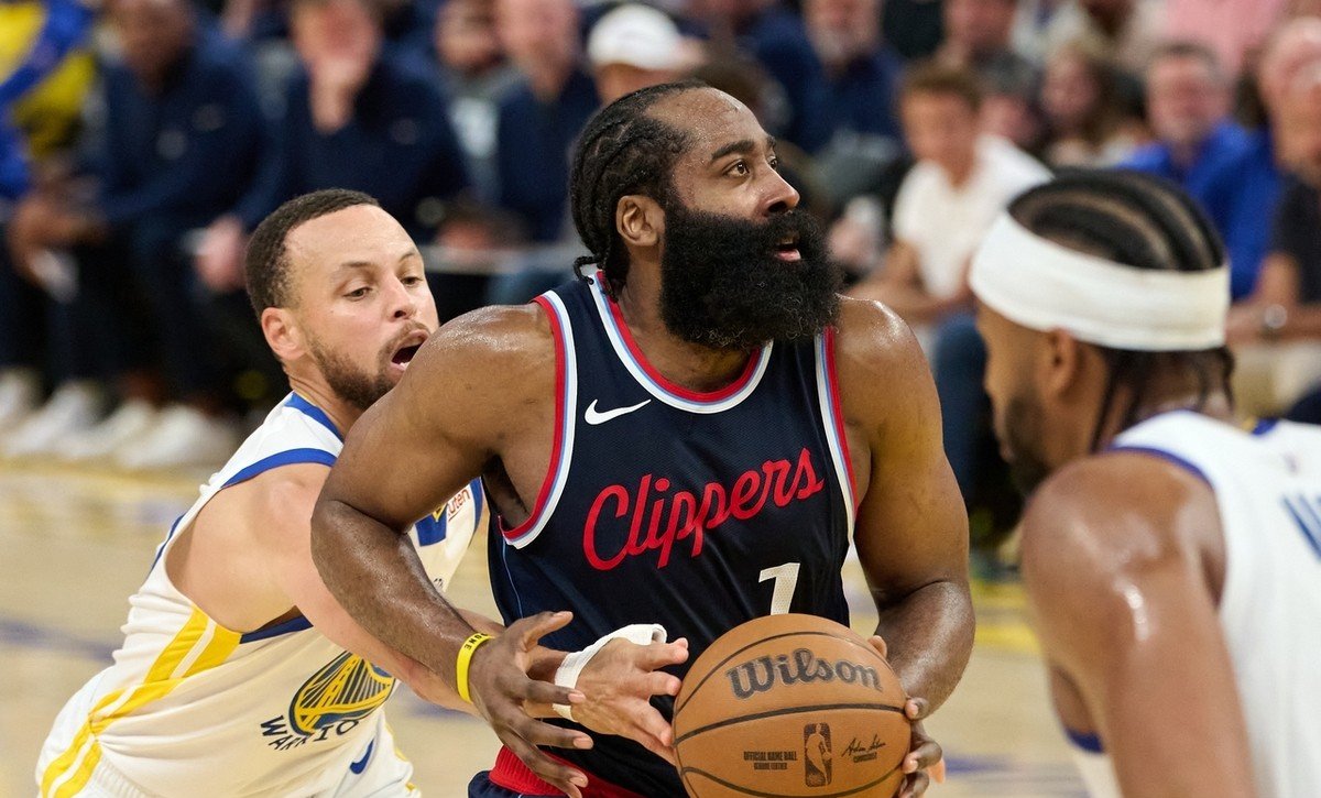 包含快船关键时刻失误不断，球队憾负对手，已经喜欢大家已经.的词条