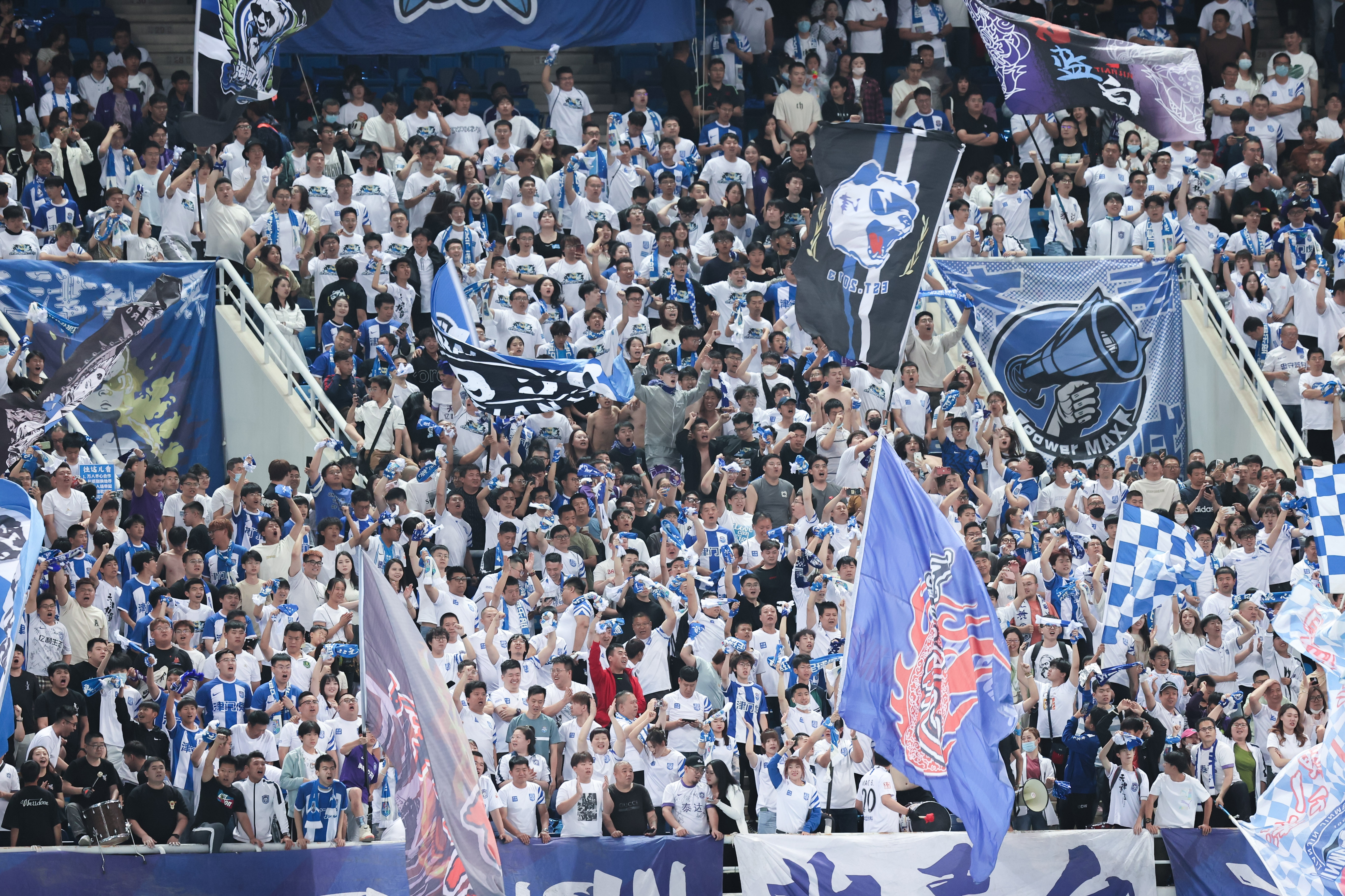 包含76人球星三分绝杀，全场观众热烈欢呼，同时网站世界联系女人部分.的词条