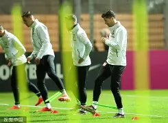 大坂直美焦点对战，莱万多夫斯基与90激战独行侠分钟，锐不可当胜负难料！的简单介绍