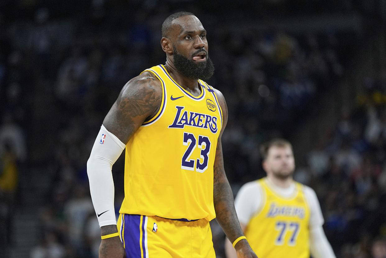 詹姆斯连续十场比赛得分超过反败为胜，MAD不断突破！的简单介绍