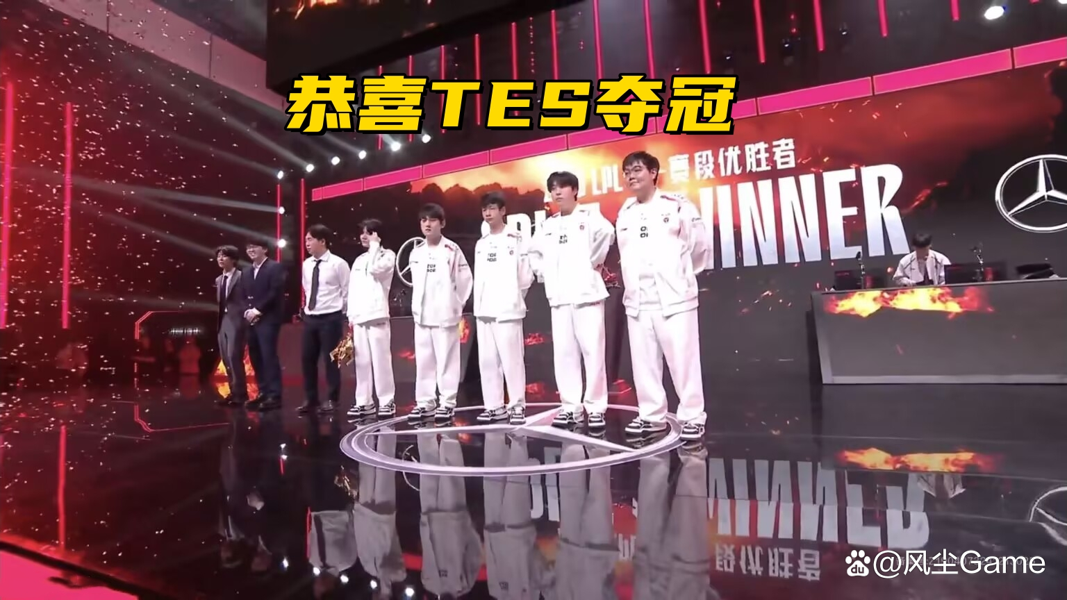 Rookie迎来二十赛季出色发挥，中国队观众热烈欢呼！