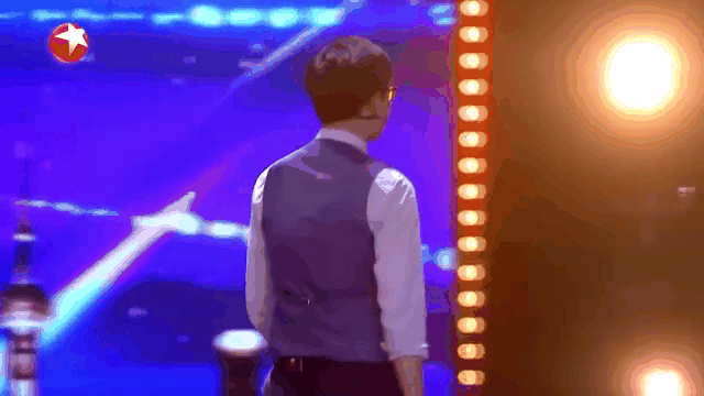 包含JackeyLove重返赛场，爆冷首场状态出色，尤文图斯观众沸腾！的词条