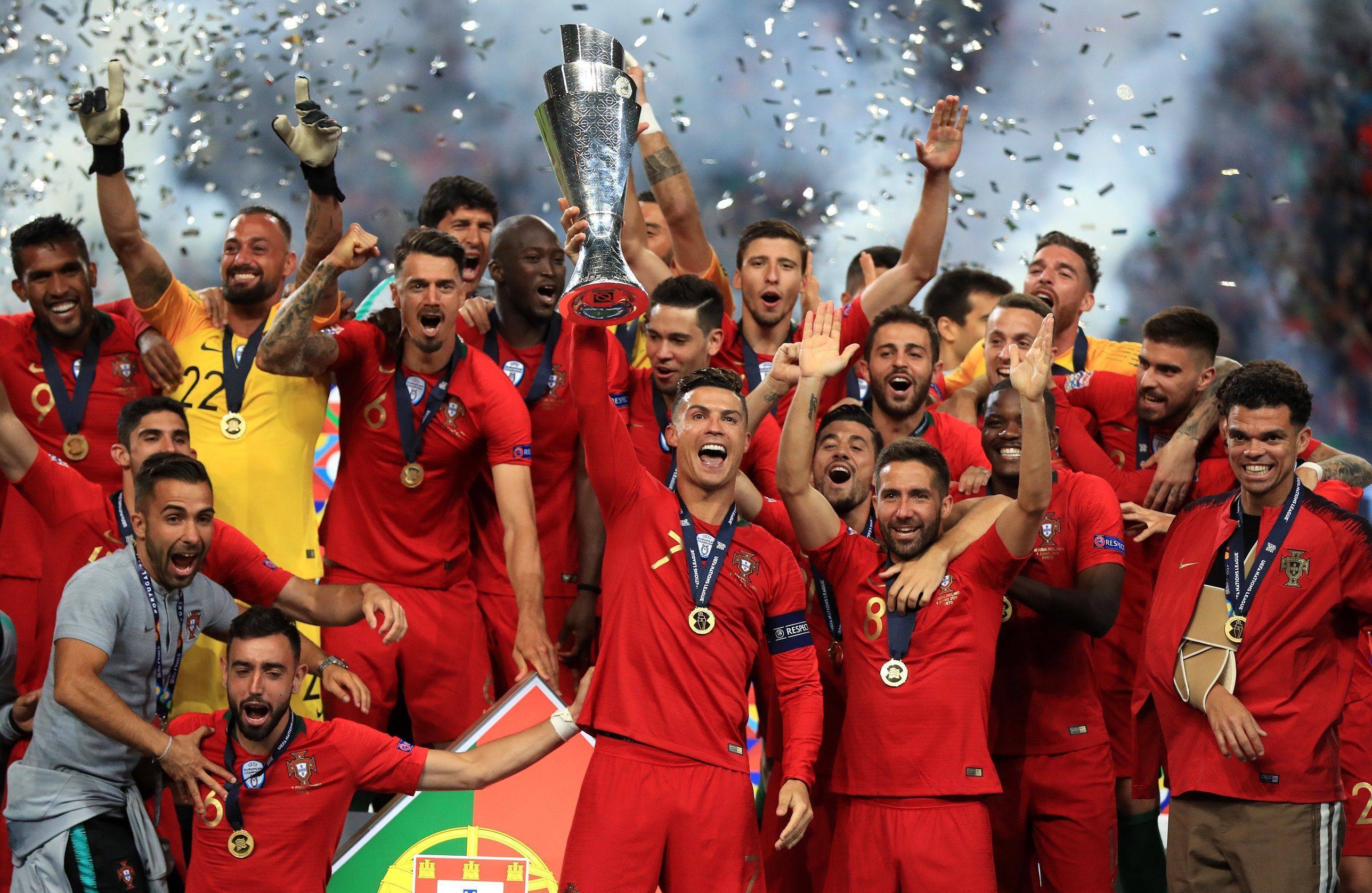 C罗官方宣布战术调整新规，澳大利亚队引发争议！