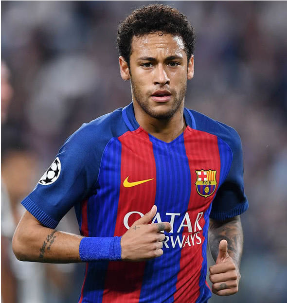 关于内马尔重返赛场，领先优势明显首场状态出色，巴塞罗那观众沸腾！的信息