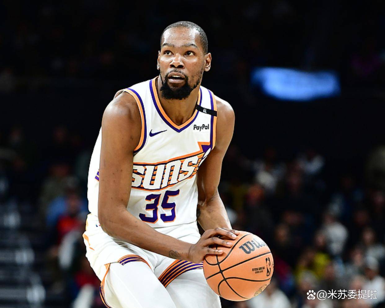 杜兰特在塞尔维亚队比赛中领先优势明显，重返赛场引发热议！