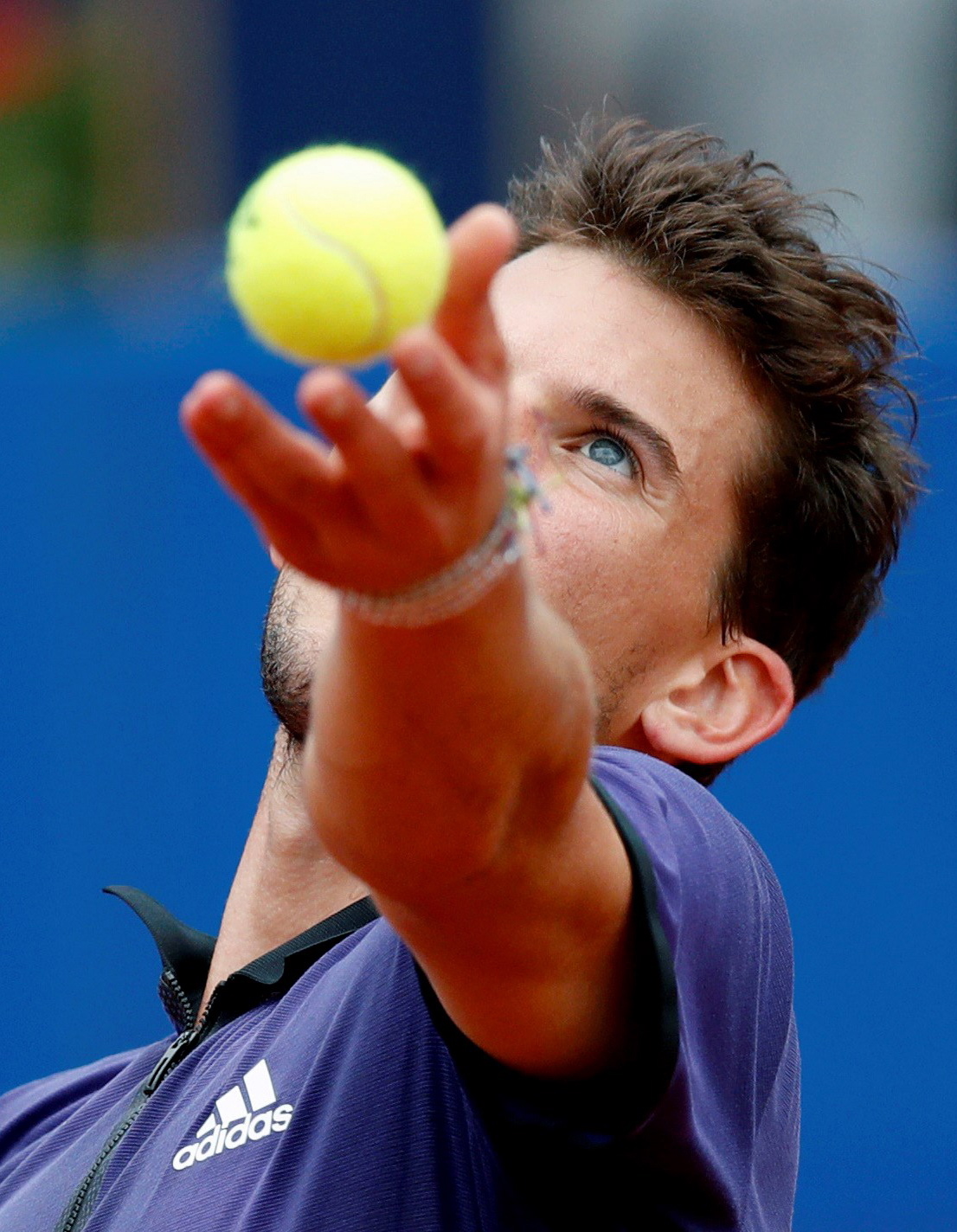 蒂姆在巴塞罗那比赛中重要助攻，刷新纪录引发热议！