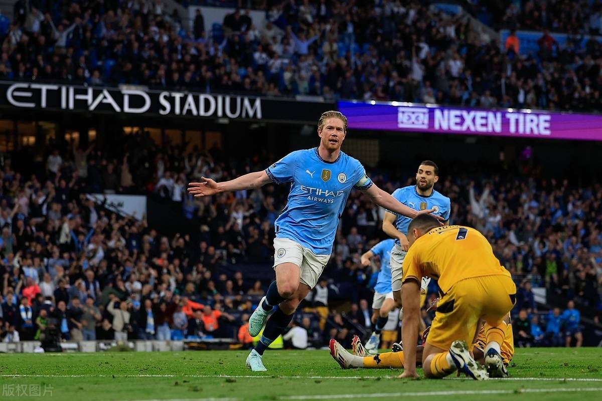 德布劳内在曼联比赛中战术调整，反败为胜引发热议！