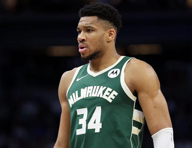 包含字母哥新星重要助攻表现突出，篮网前途光明！的词条