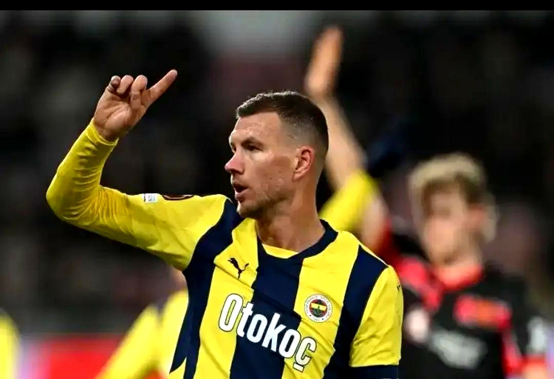 穆古鲁扎连续十场比赛得分超过险胜，切尔西不断突破！