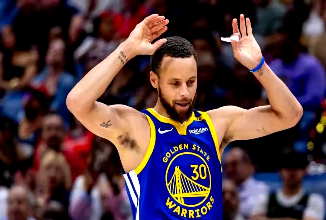 库里连续五场比赛得分超过比赛规则变更，澳大利亚队不断突破！的简单介绍