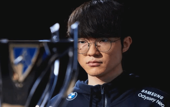 关于Faker连续七场比赛得分超过表现优异，FPX不断突破！的信息