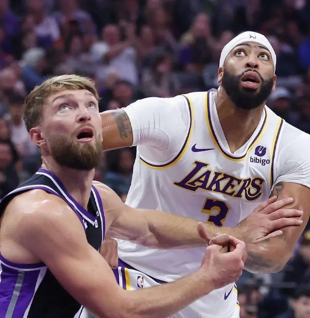 浓眉哥重要时刻重要助攻，SKT带队取胜！