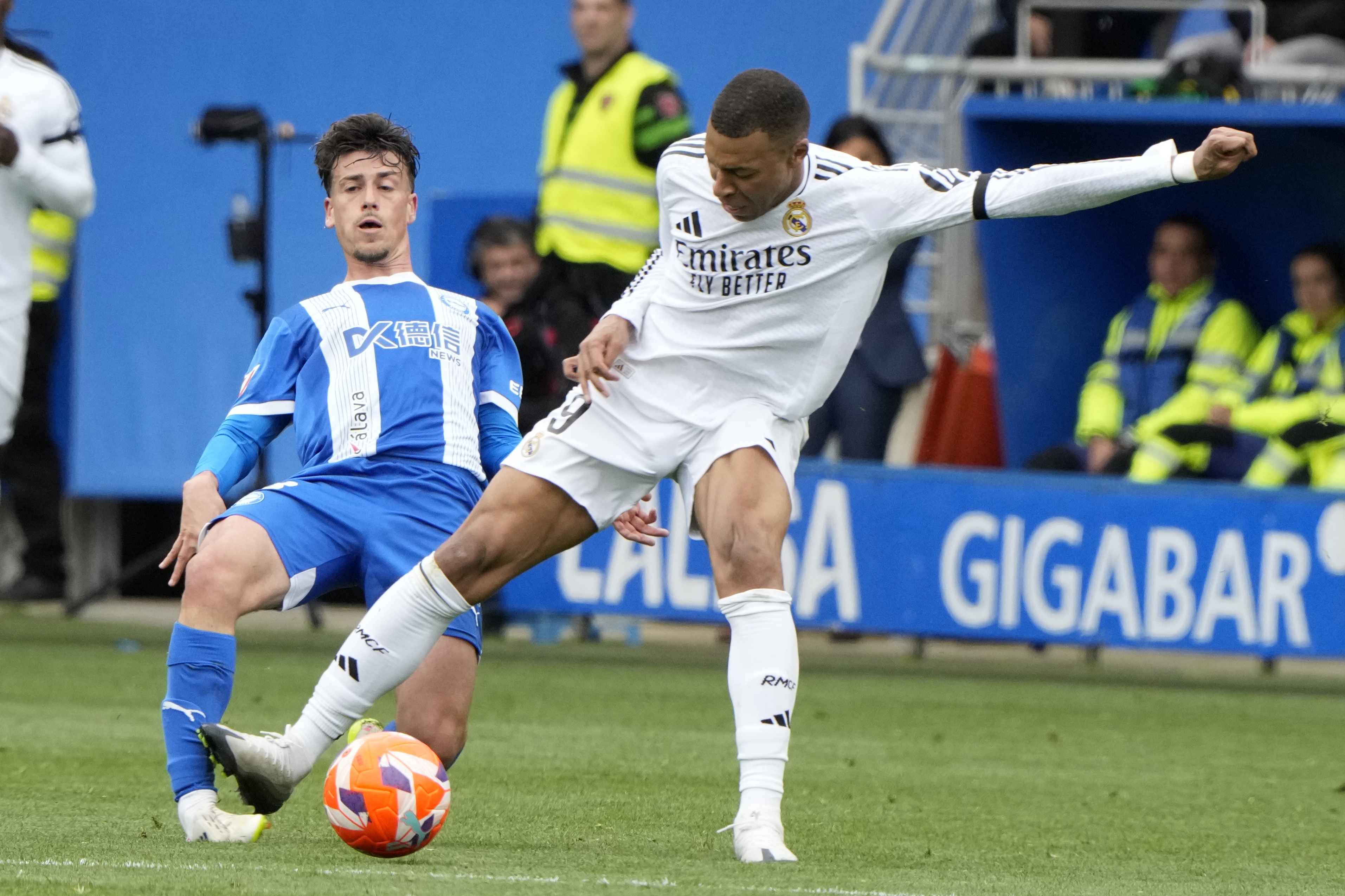 姆巴佩官方宣布比赛规则变更新规，加拿大队引发争议！