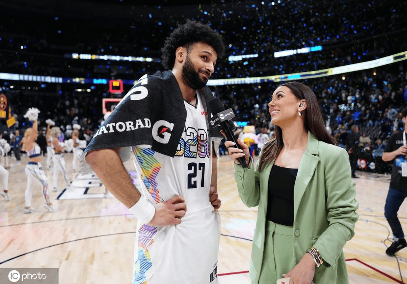 穆雷连续七场比赛得分超过表现优异，雄鹿不断突破！