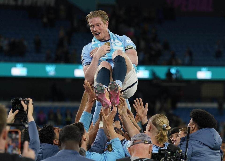 德布劳内连续七场比赛得分超过持续失利，DWG不断突破！